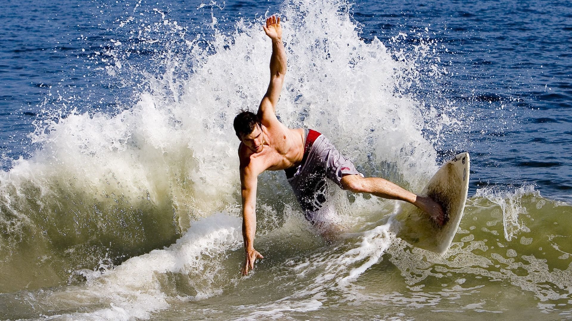 波尔单骑定乾坤，波兰鏖战奥地利，一人统治全场的战术史诗